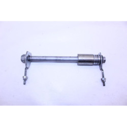 Axe de roue arrière HONDA CG 125 2004 à 2006