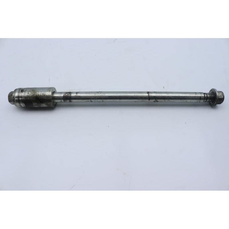 Axe de roue arrière MASH SEVENTY FIVE 125 2013 à 2020