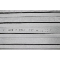 Demi flanc de selle droit SUZUKI GSX 400 E 1980 à 1981