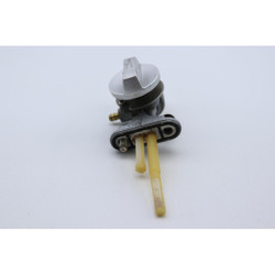 Robinet d'essence YAMAHA YBR 125 2005 à 2006