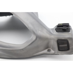 Cache guidon inférieur HONDA SCV 100 LEAD 2003 à 2007