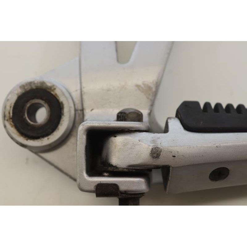 Platine arrière gauche SUZUKI VX 800 1991 à 1997