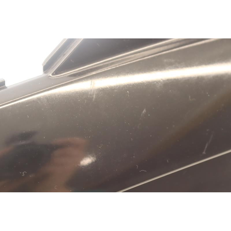 Demi flanc de selle droit SYM FIDDLE III 50 2014 à 2016