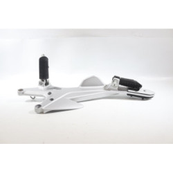Platine avant droite HONDA CBF 500 2004 à 2007