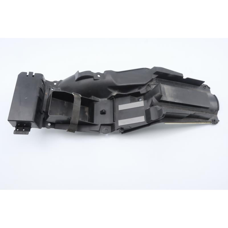 Passage de roue SUZUKI GSR 600 2006 à 2010