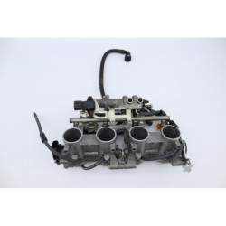 Rampe d'injection YAMAHA FZ6 600 FAZER 2006 à 2009