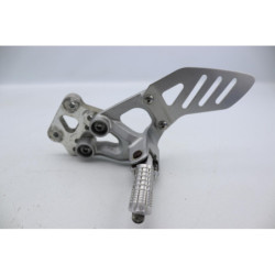 Platine avant gauche SUZUKI GSXR 750 2008 à 2010