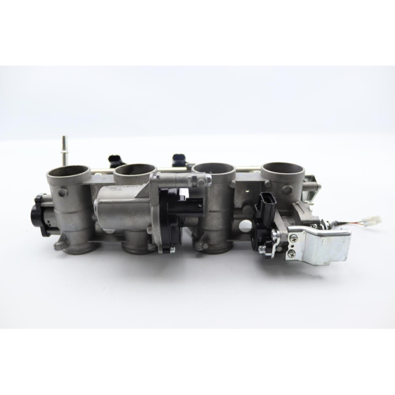 Rampe d'injection YAMAHA FJR 1300 2016 à 2020
