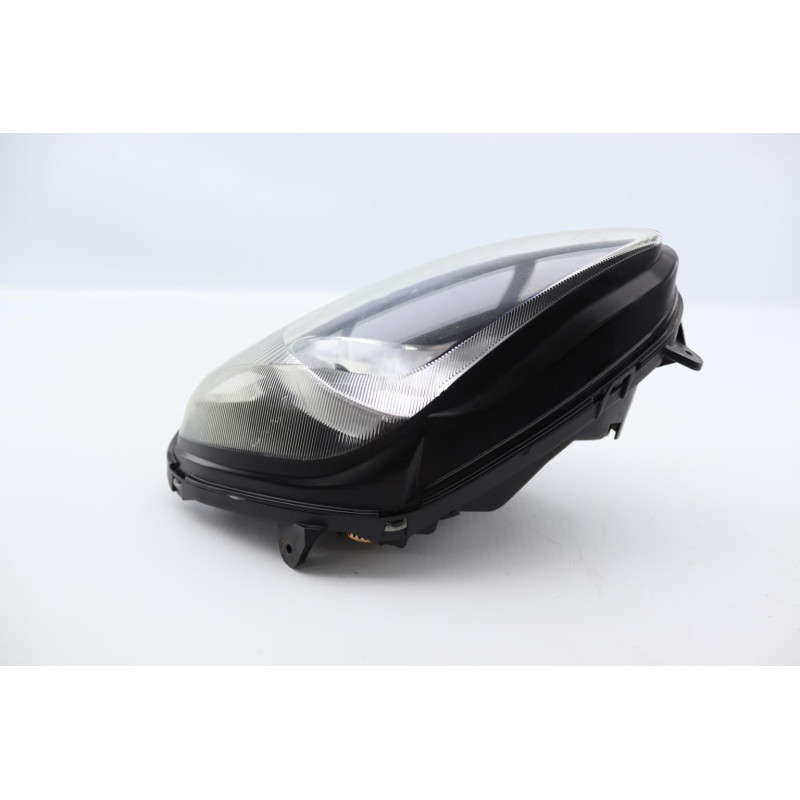Optique avant droit SUZUKI UH 650 BURGMAN 2003 à 2006