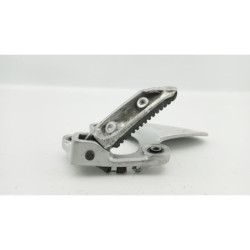 Platine avant gauche SUZUKI GSXF 750 1998 à 2007