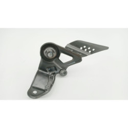 Platine avant droite HONDA CBF 125 2009 à 2014