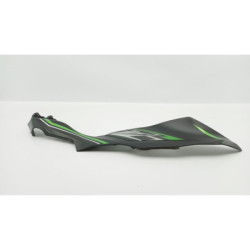 Demi flanc de selle droit KAWASAKI Z 125 2019 à 2020