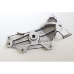 Support moteur droit HONDA CB 600 F HORNET 2003 à 2004