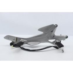 Platine avant droite HONDA CBF 500 2004 à 2007