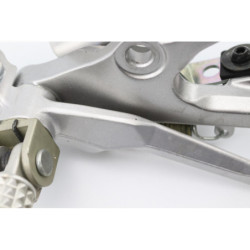 Platine avant droite YAMAHA R6 2008 à 2016