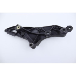 Support moteur droit MV AGUSTA BRUTALE 750 S 2003 à 2005