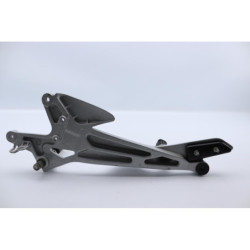 Platine avant droite HONDA CBF 500 2004 à 2007