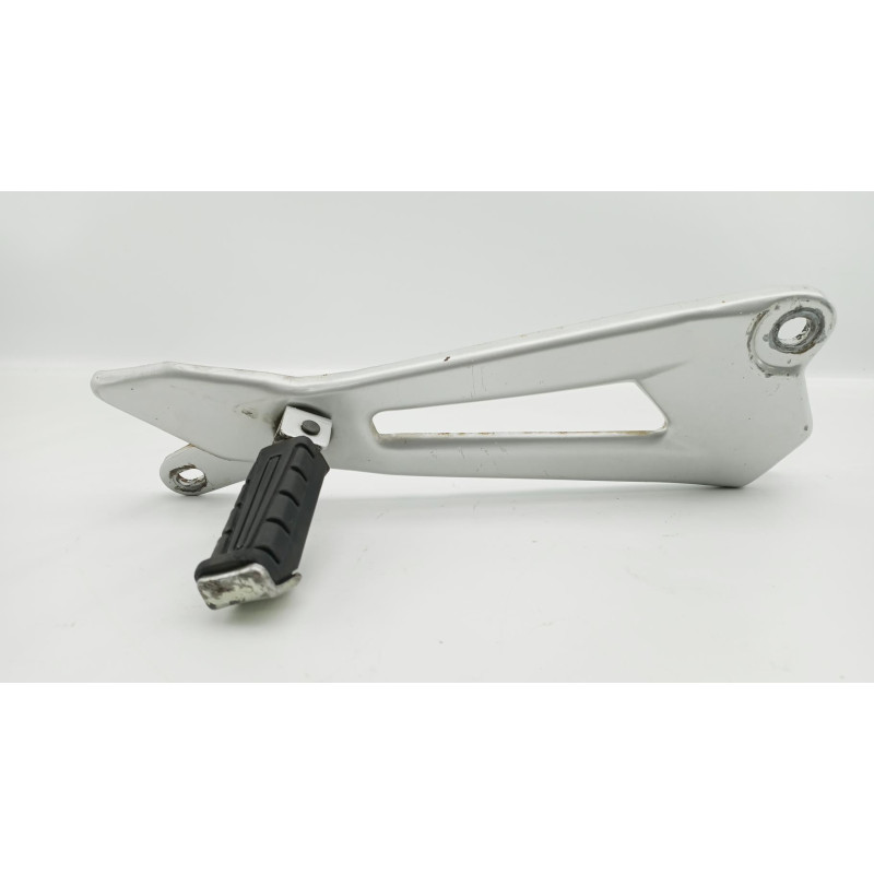 Platine arrière gauche YAMAHA YBR 125 2005 à 2006