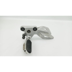 Platine avant gauche SUZUKI GSR 750 2011 à 2016