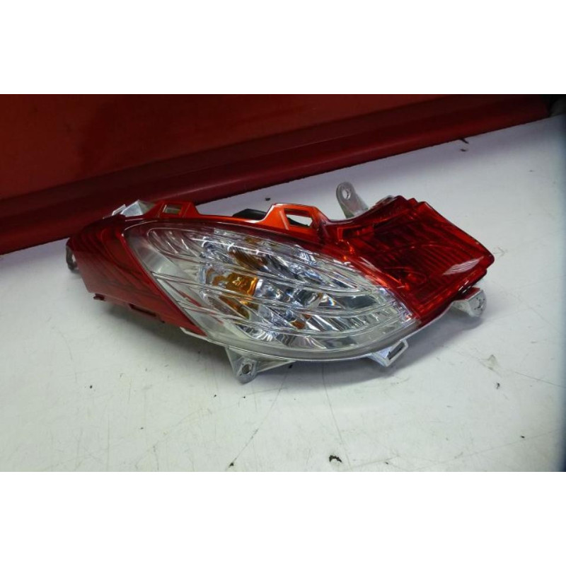 Feu arrière droit HONDA FES 125 S WING ABS 2007 à 2013
