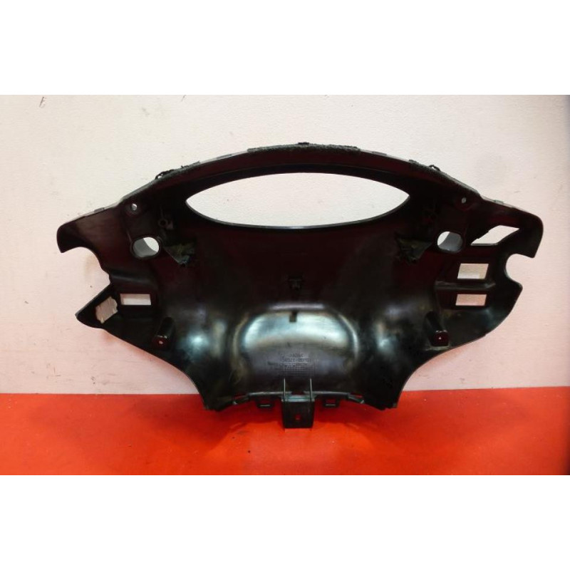 Cache guidon inférieur SUZUKI UX 125 SIXTEEN 2008 à 2013