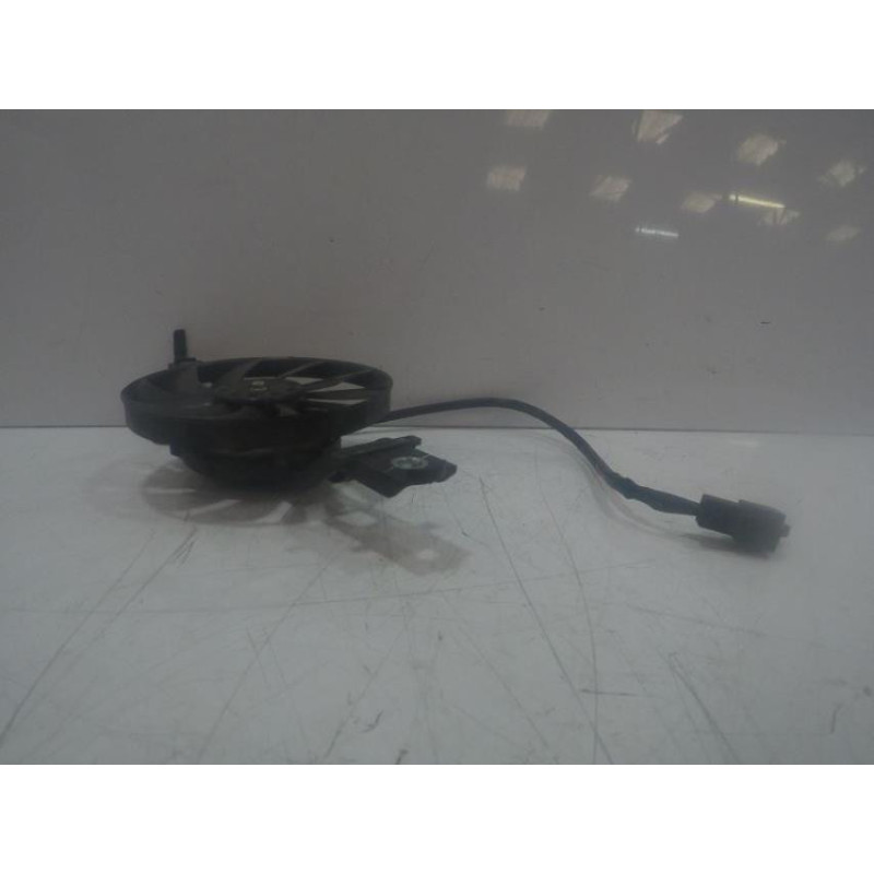 Ventilateur SUZUKI UH 125 BURGMAN 2002 à 2006