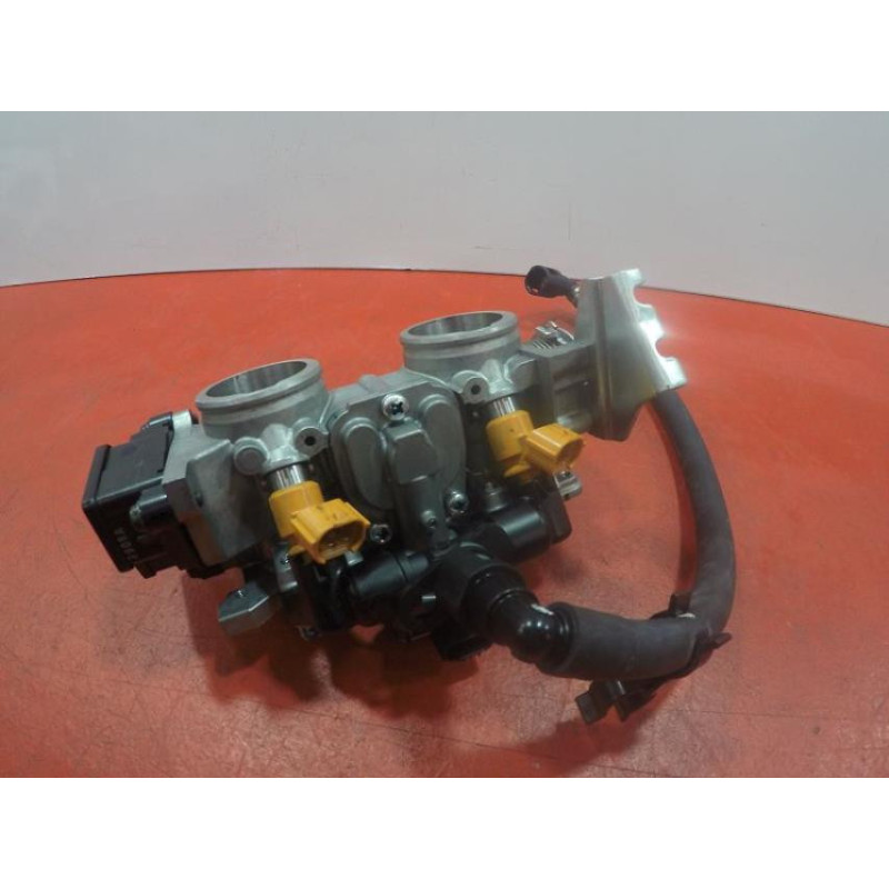 Rampe d'injection HONDA CB 500 F 2013 à 2015