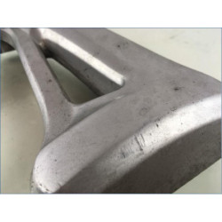 Platine arrière gauche SUZUKI SV 650 N 1998 à 2002