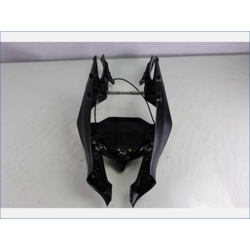 Boucle de cadre arrière BENELLI TNT 899 2012 à 2014