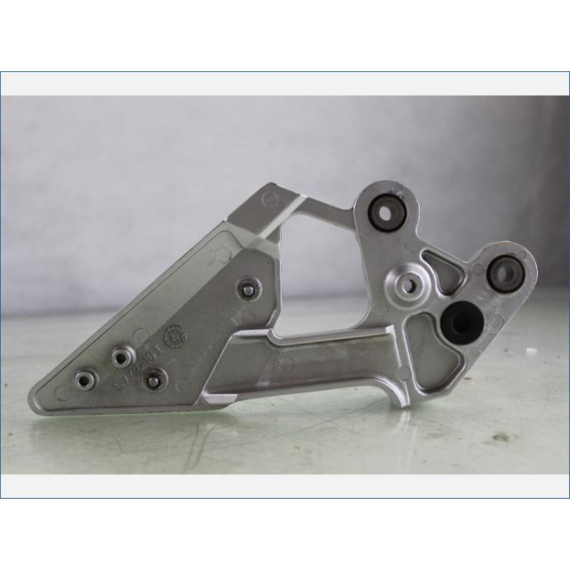 Platine avant gauche YAMAHA FZ6 600 FAZER S2 2007 à 2010