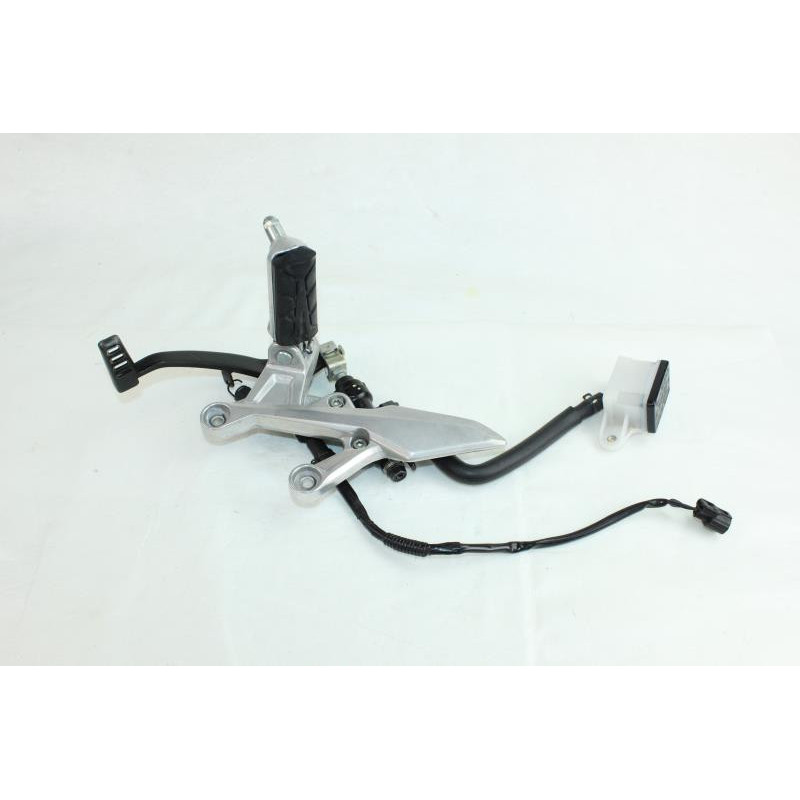 Platine avant droite HONDA CB 500 F ABS 2016 à 2018