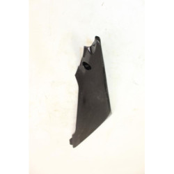 Demi flanc de selle gauche SUZUKI GSXR 1000 2005 à 2006