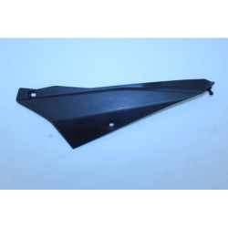 Demi flanc de selle droit GILERA RCR 50 2011 à 2018