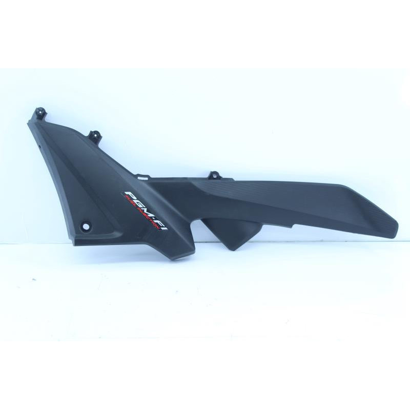Demi flanc de selle droit HONDA CBF 125 2015 à 2019