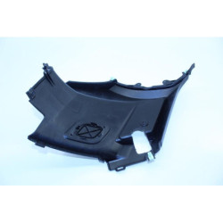 Demi flanc de selle gauche PEUGEOT KISBEE 50 2010 à 2020