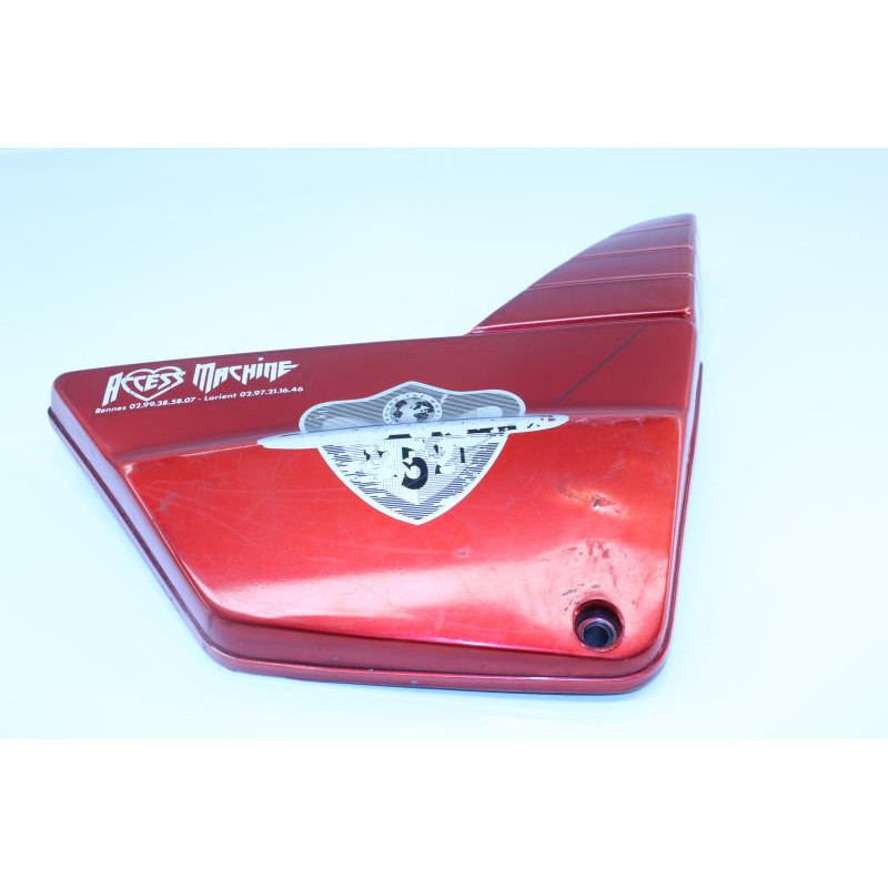 Demi flanc de selle droit CAGIVA ROADSTER 125 1994 à 2001