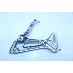 Platine arrière droite HONDA VFR 800 VTEC 2002 à 2013