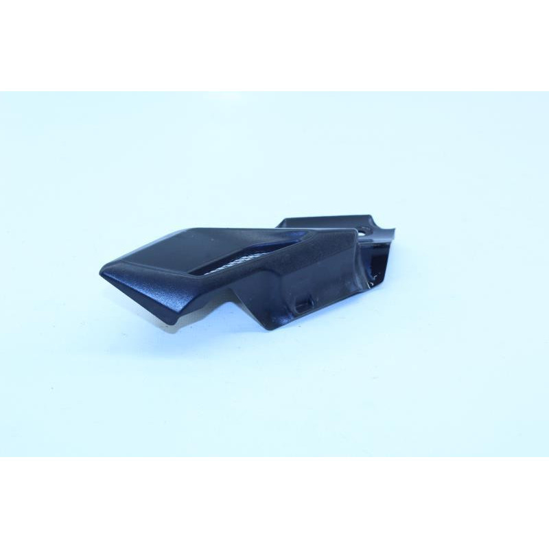 Habillage de cadre gauche TRIUMPH STREET TRIPLE 675 2011 à 2012