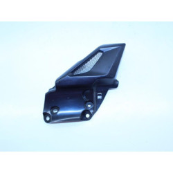 Habillage de cadre gauche TRIUMPH STREET TRIPLE 675 2011 à 2012