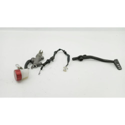 Maitre-cylindre arrière HONDA CBR 125 R 2011 à 2016