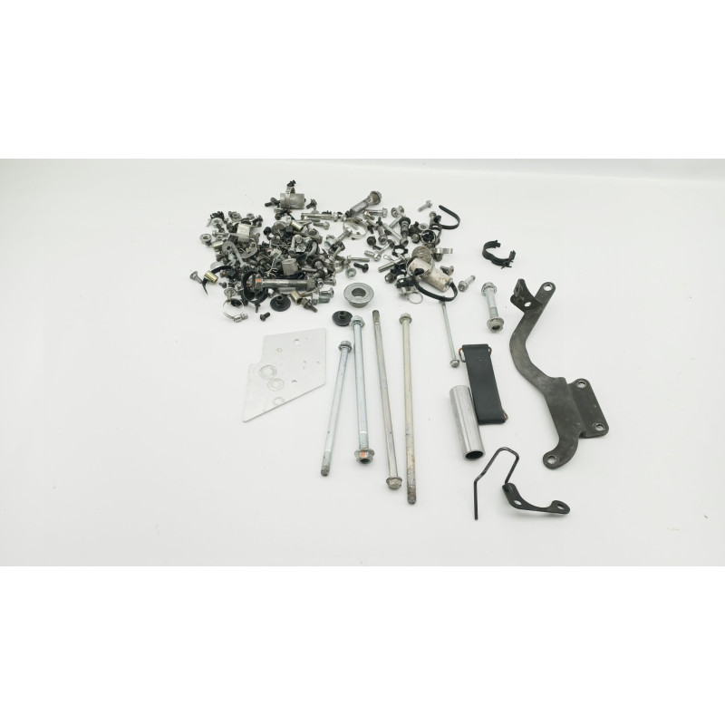 Kit visserie HONDA NTV 700 DEAUVILLE ABS 2006 à 2016