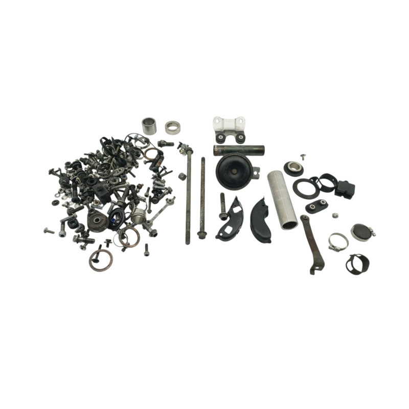 Kit visserie YAMAHA YZF 600 R6 2003 à 2004