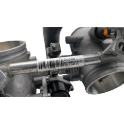 Rampe d'injection DUCATI MONSTER 796 2010 à 2014